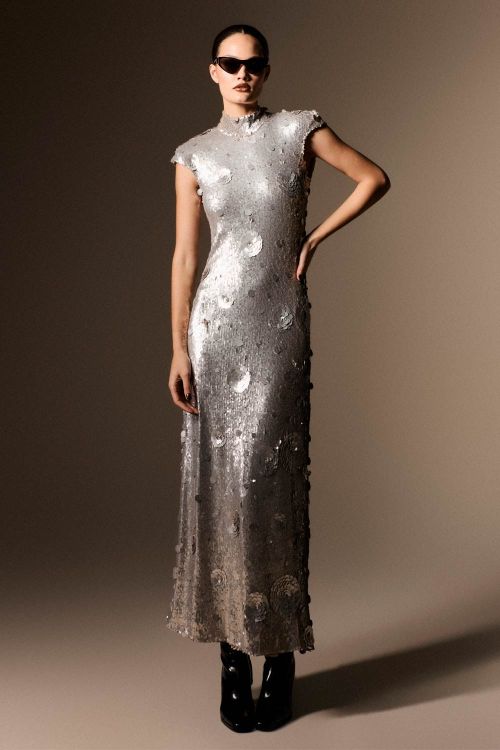 VESTIDO BORDADO PRISMA 