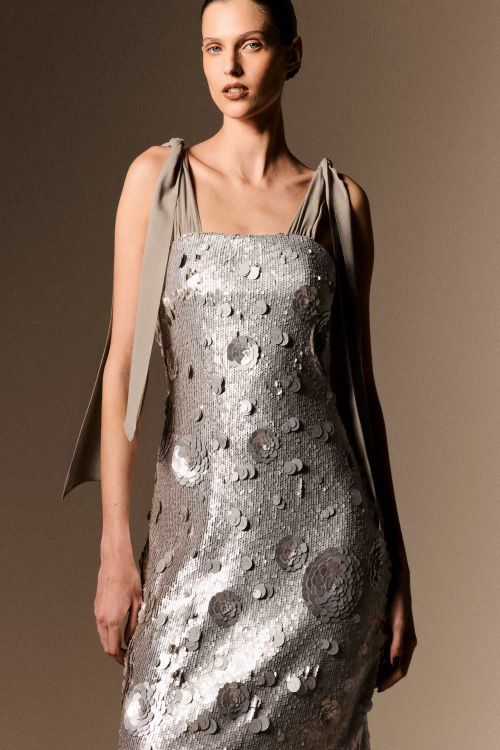 VESTIDO BORDADO PRISMA 